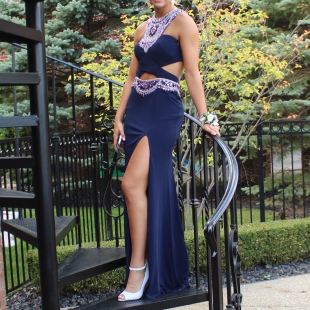 Navy blue homecoming/ prom dress